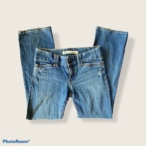 Gap Curvy Low rose boot cut size 6